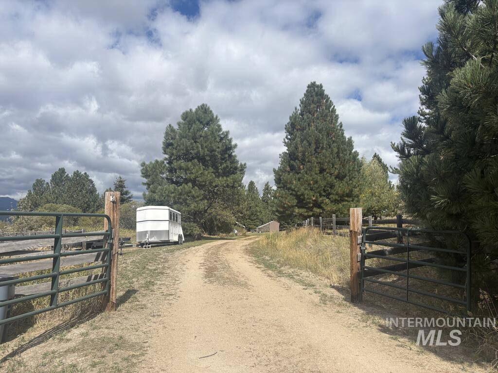 10092 Timberrim Drive Property Photo 44