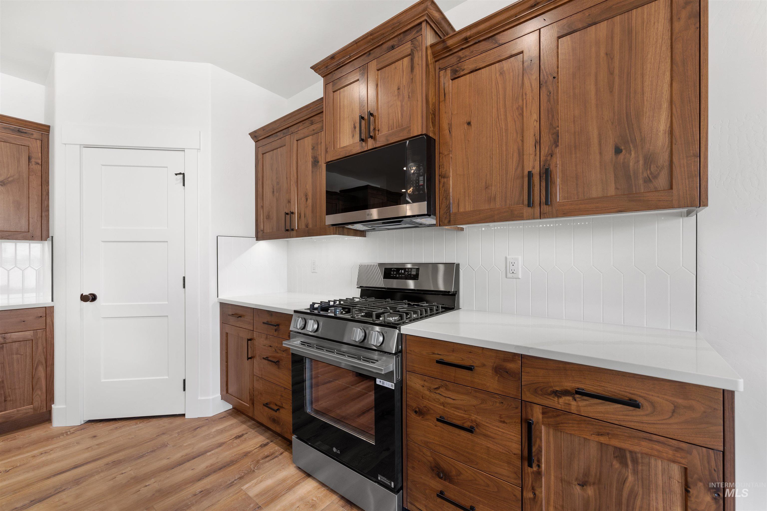 2116 Regan Street Property Photo 12