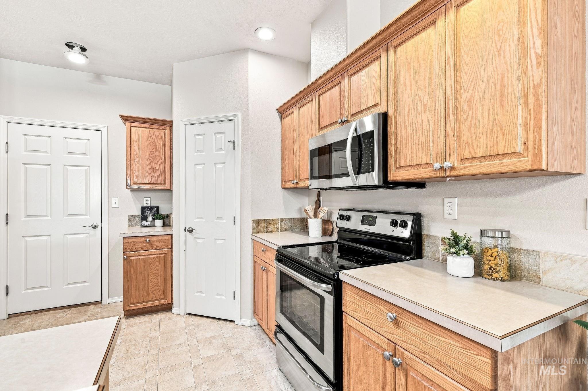 9482 W Granger Ct Property Photo 16