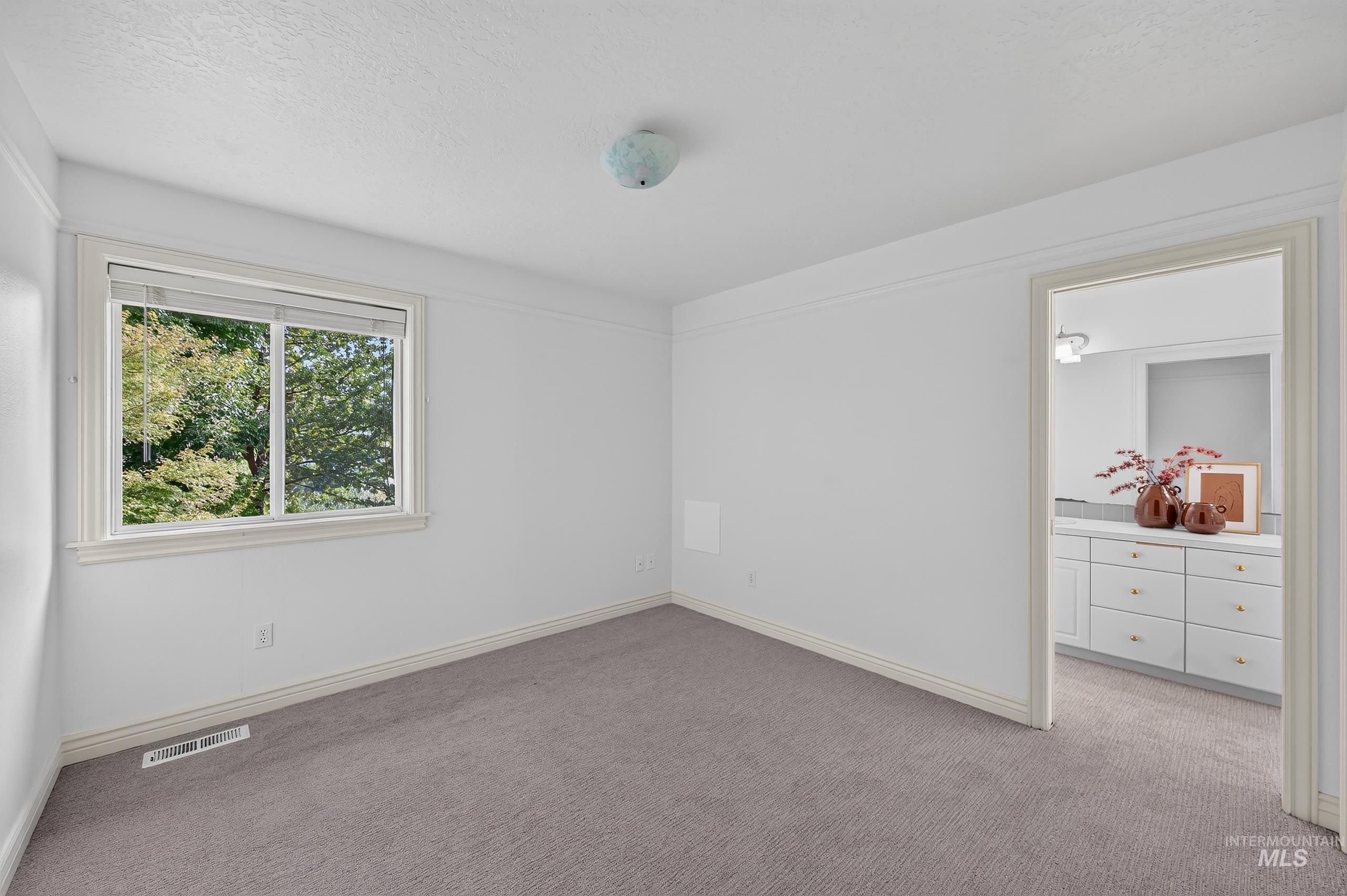 9524 W Millwood Drive Property Photo 29