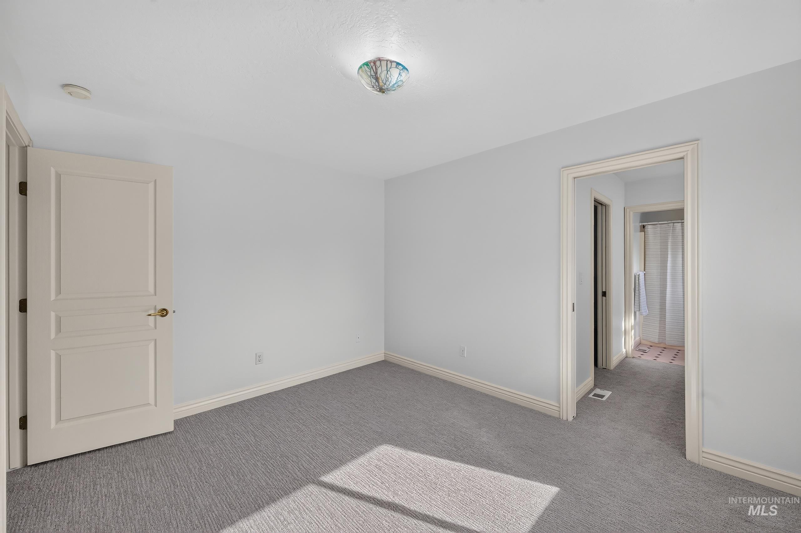 9524 W Millwood Drive Property Photo 30