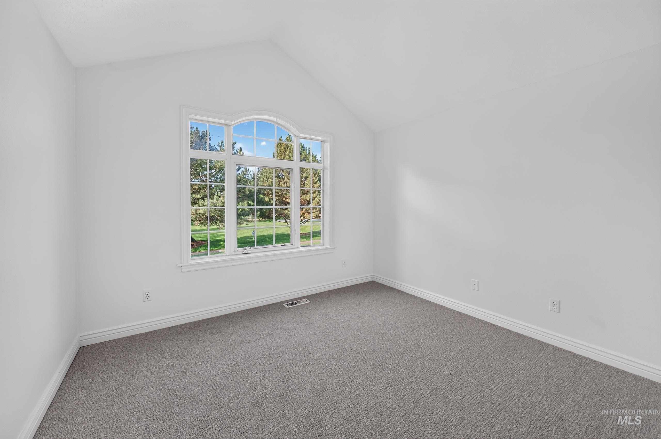 9524 W Millwood Drive Property Photo 32