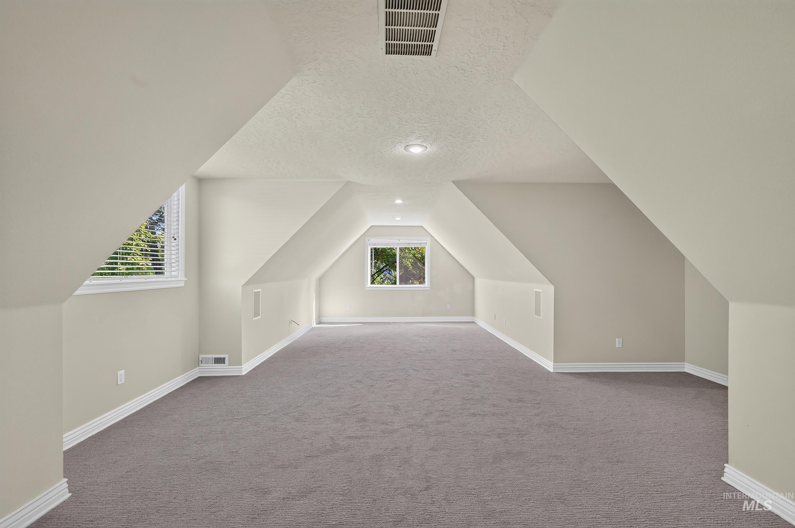 9524 W Millwood Drive Property Photo 33