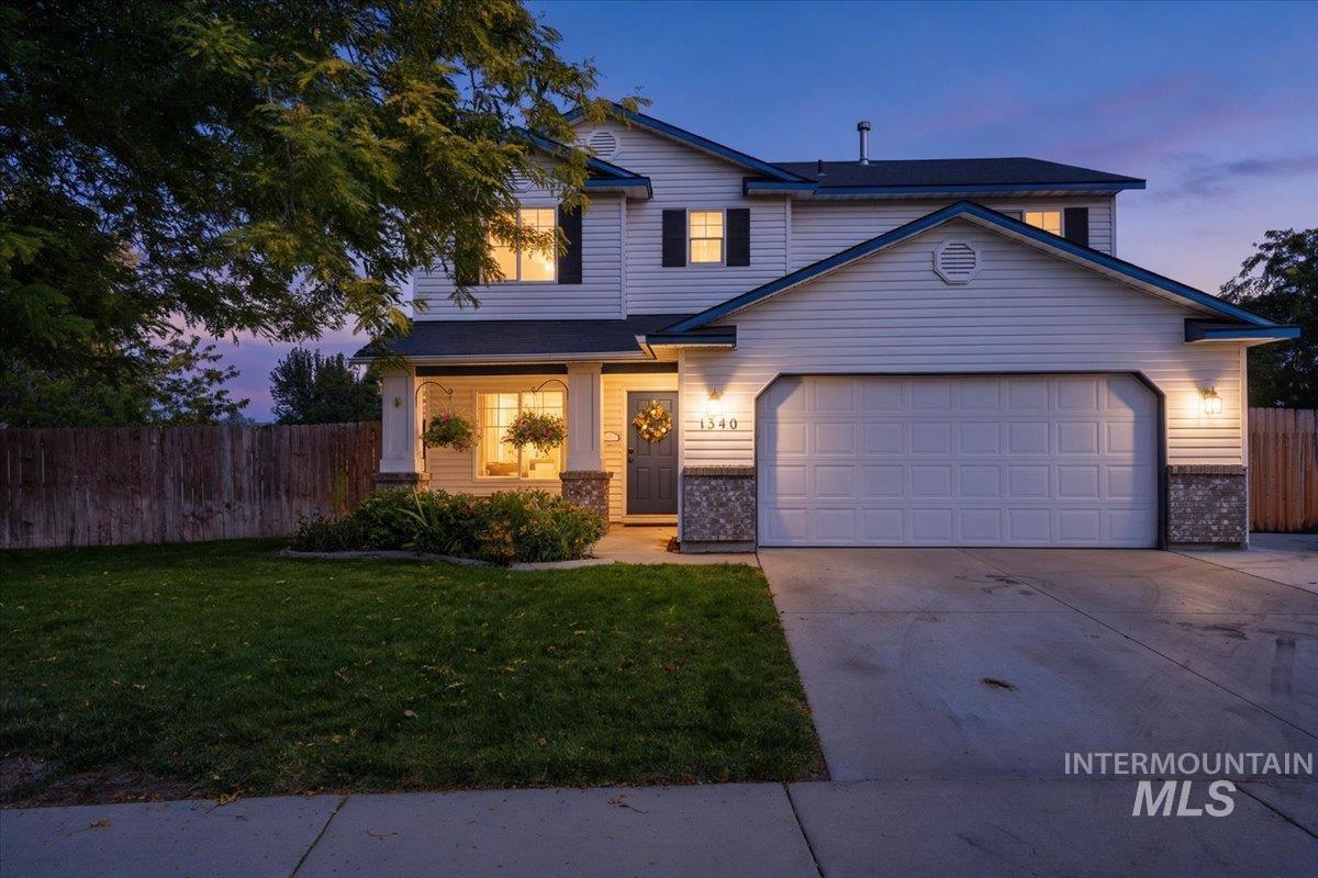 1340 N Golfview Way Property Photo 1