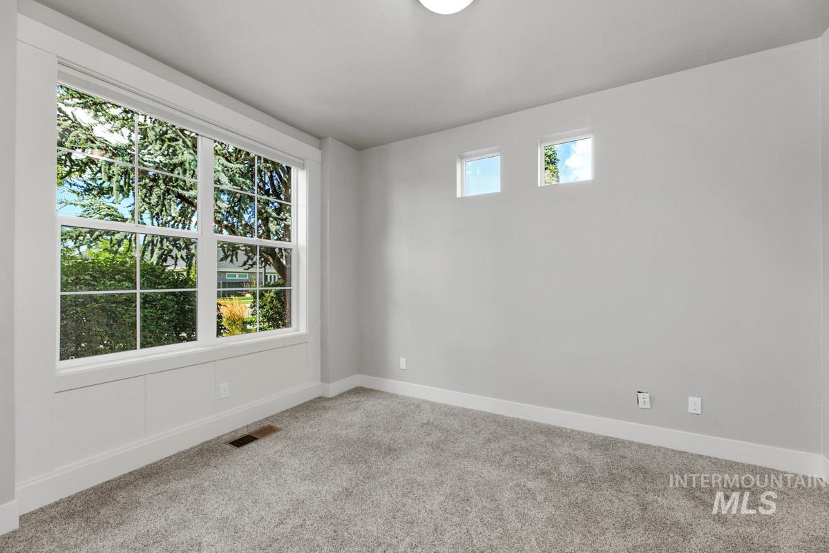 5214 S Wayland Ave Property Photo 4