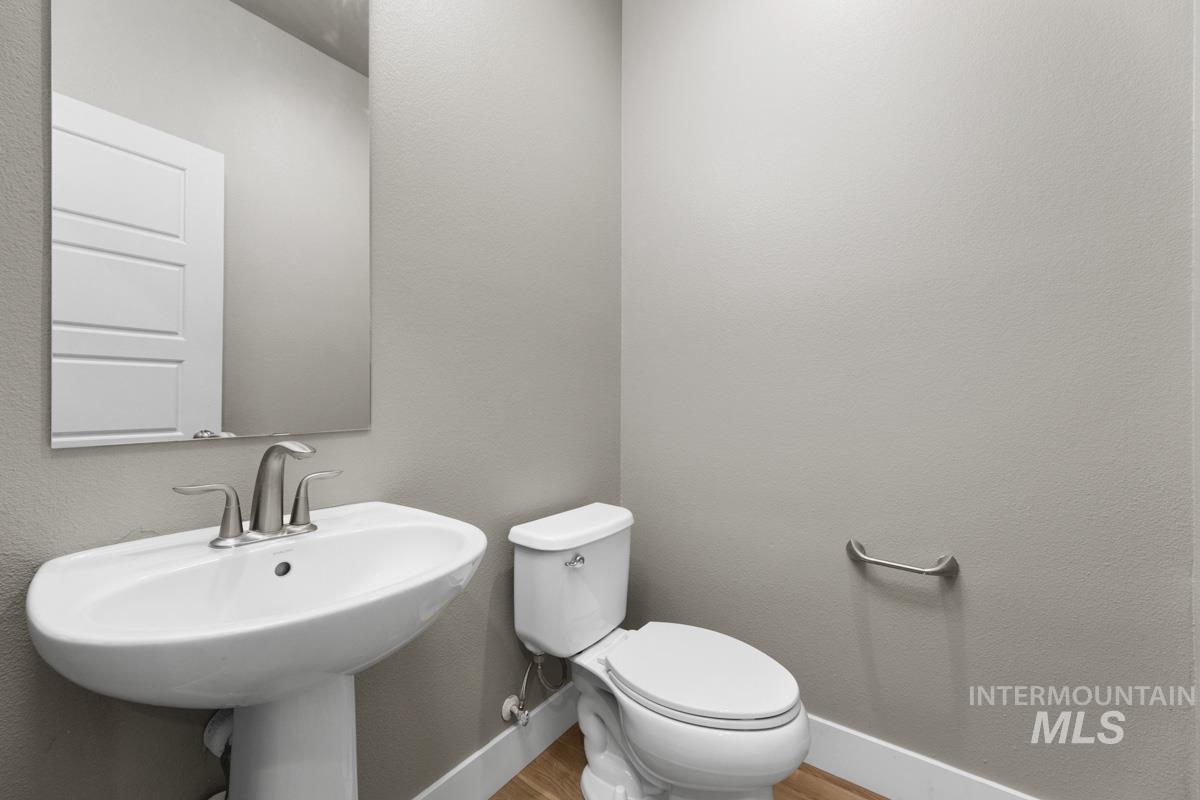 5214 S Wayland Ave Property Photo 6