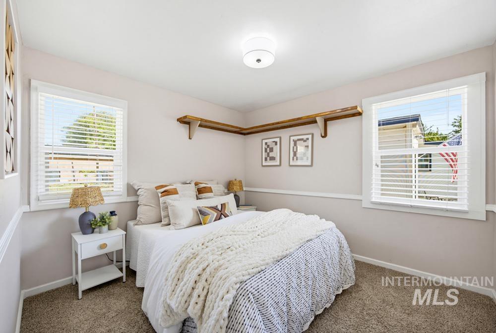 1303 Willow St Property Photo 10