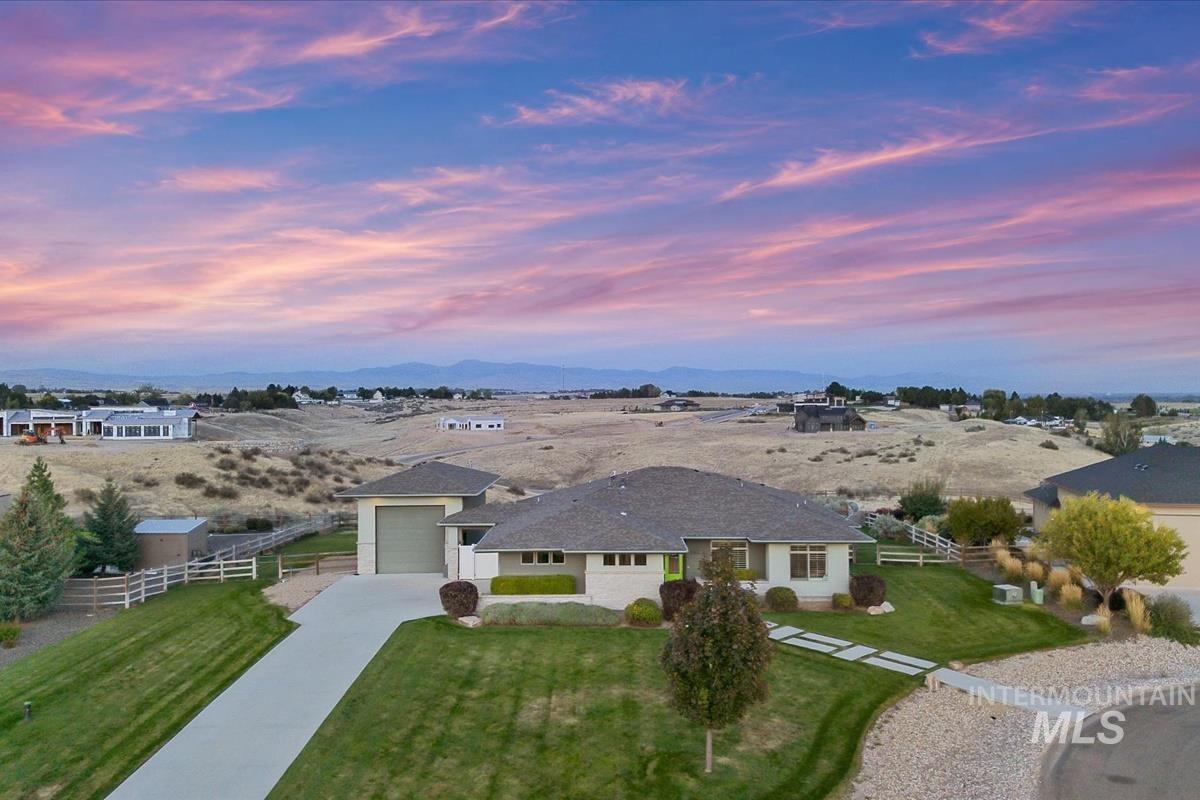 24398 Tombstone Ridge Ct Property Photo 2