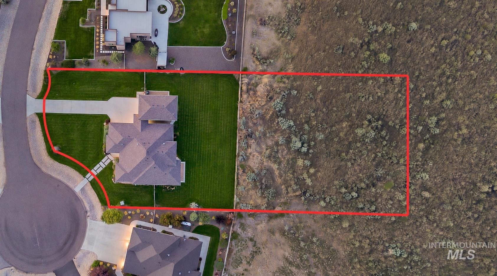 24398 Tombstone Ridge Ct Property Photo 3