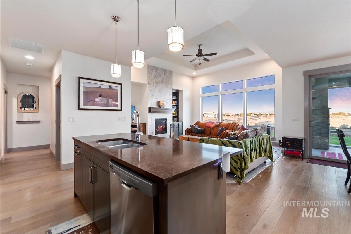 24398 Tombstone Ridge Ct Property Photo 8