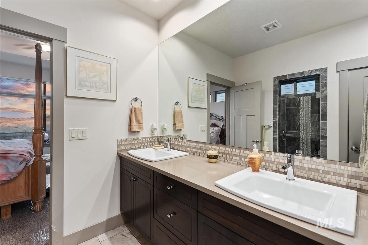 24398 Tombstone Ridge Ct Property Photo 19