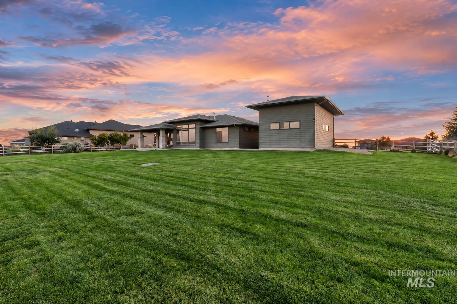 24398 Tombstone Ridge Ct Property Photo 31