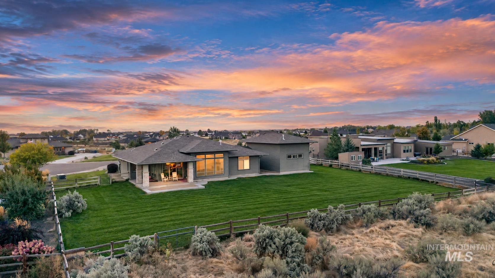 24398 Tombstone Ridge Ct Property Photo 33