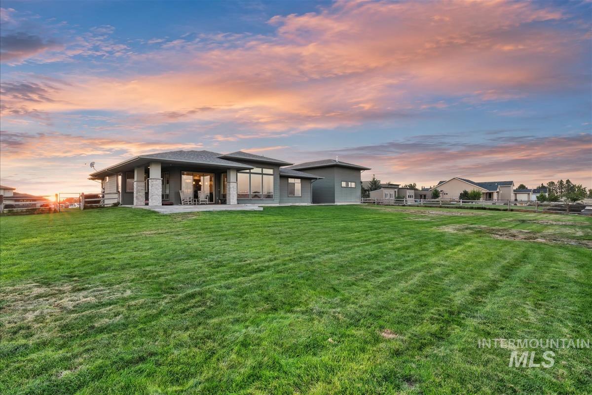 24398 Tombstone Ridge Ct Property Photo 36