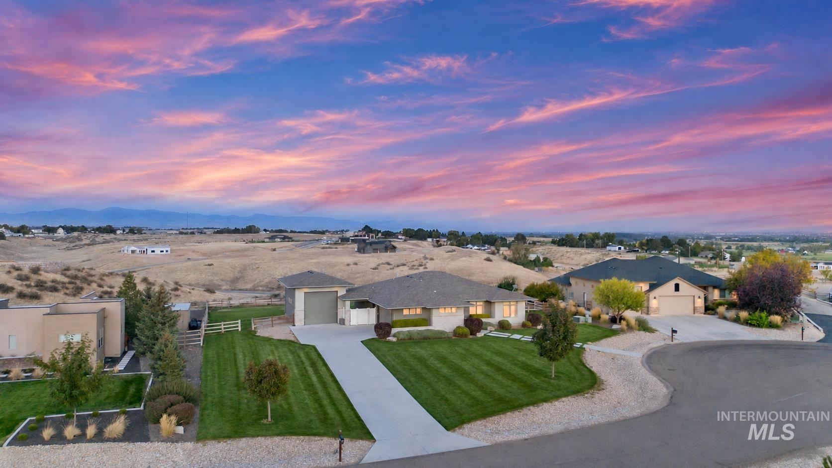 24398 Tombstone Ridge Ct Property Photo 40