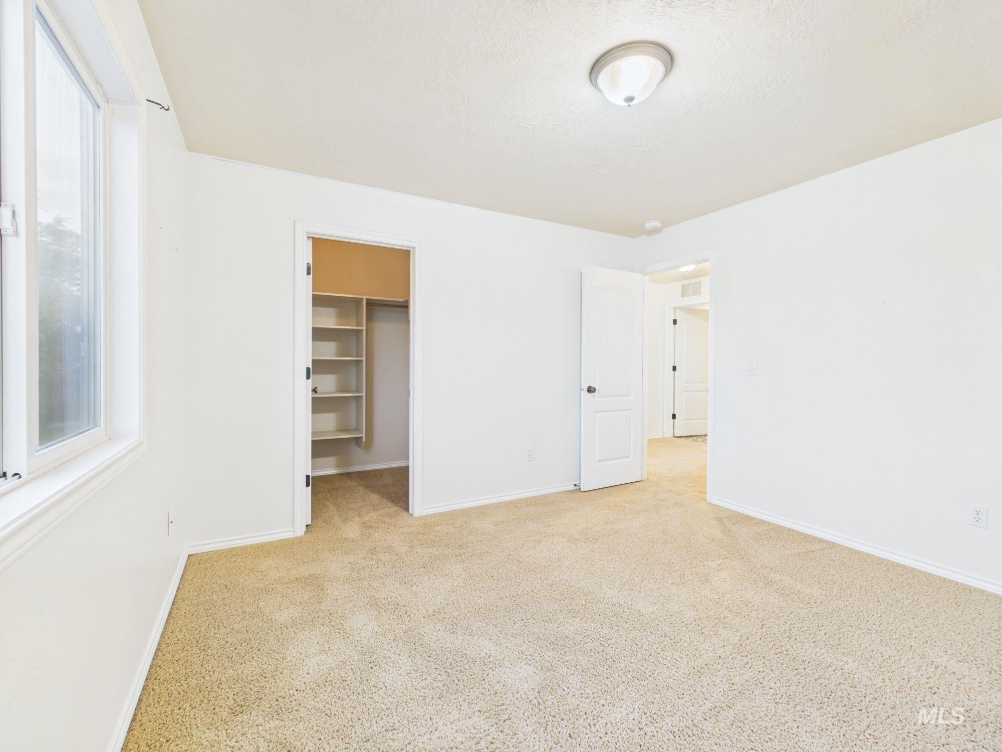11202 W Radcliff St Property Photo 25