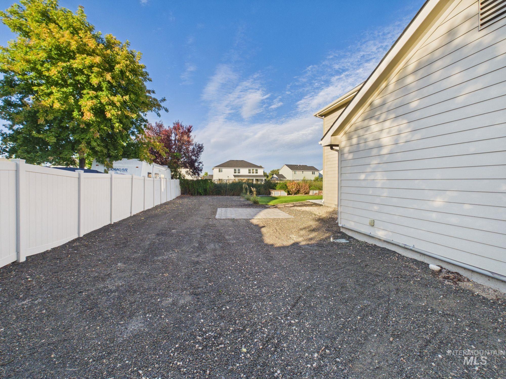 11202 W Radcliff St Property Photo 41