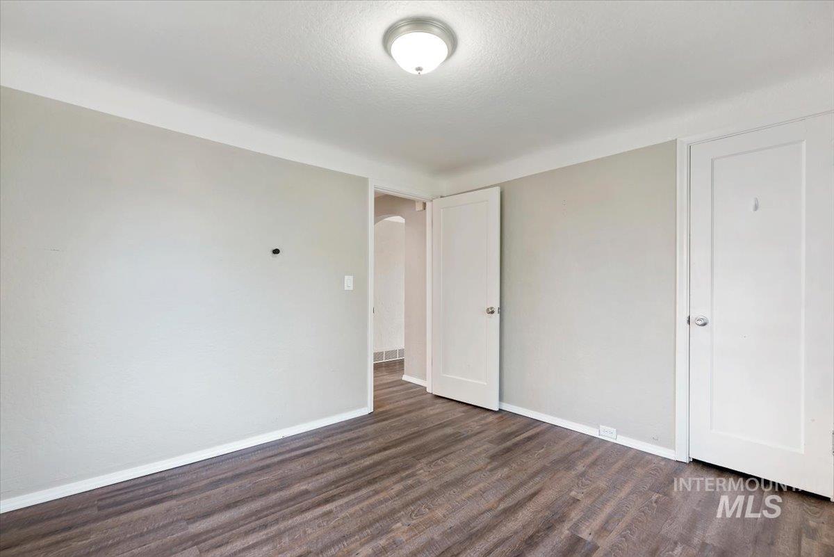 10 N Harrell St Property Photo 8
