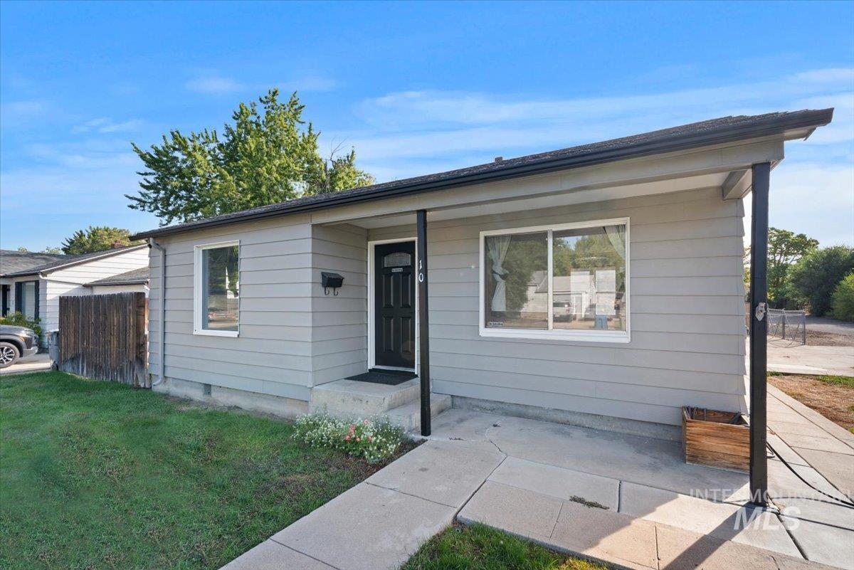10 N Harrell St Property Photo 14