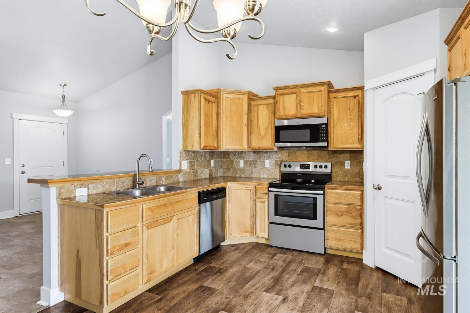 1121 Dittman Dr Property Photo 10