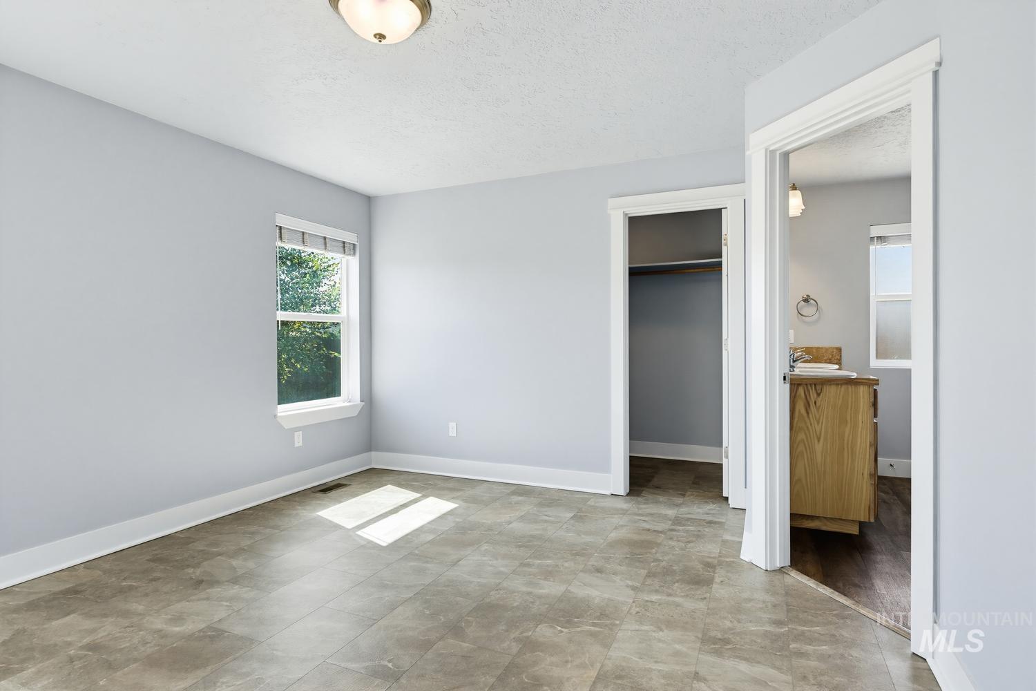 1121 Dittman Dr Property Photo 14