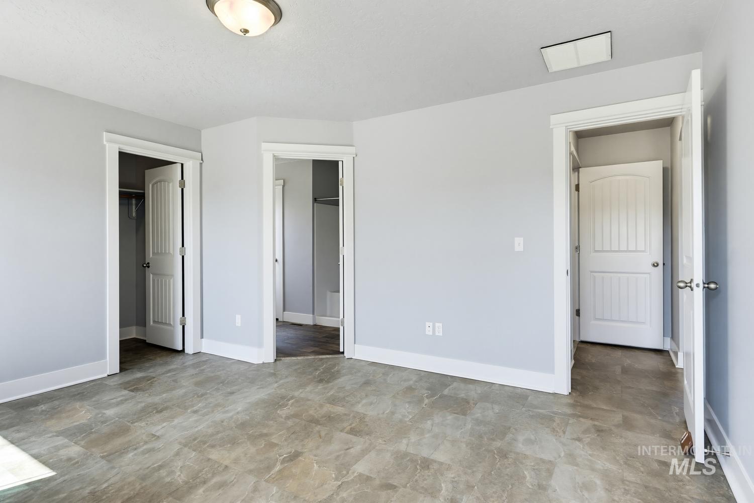 1121 Dittman Dr Property Photo 15