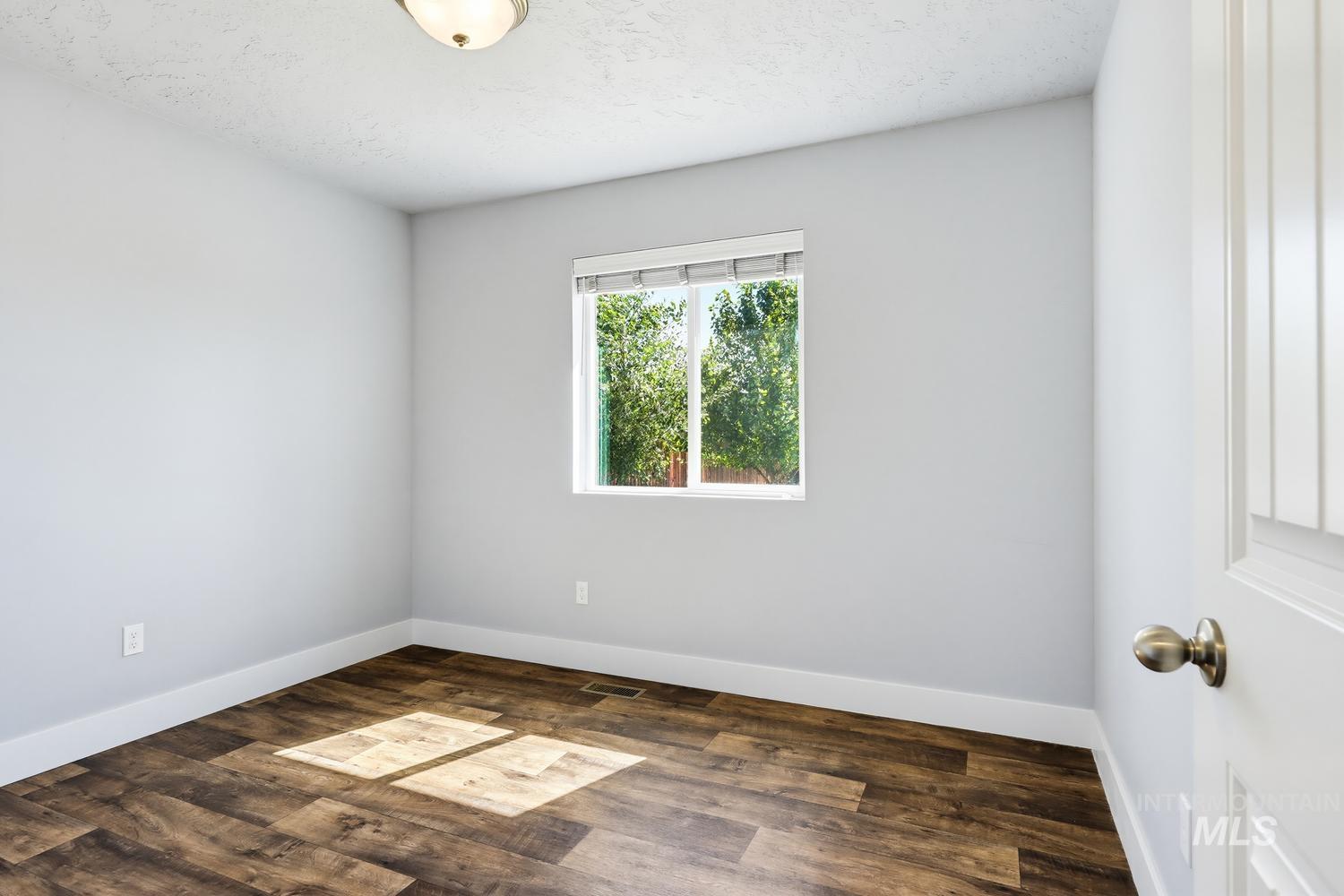 1121 Dittman Dr Property Photo 22