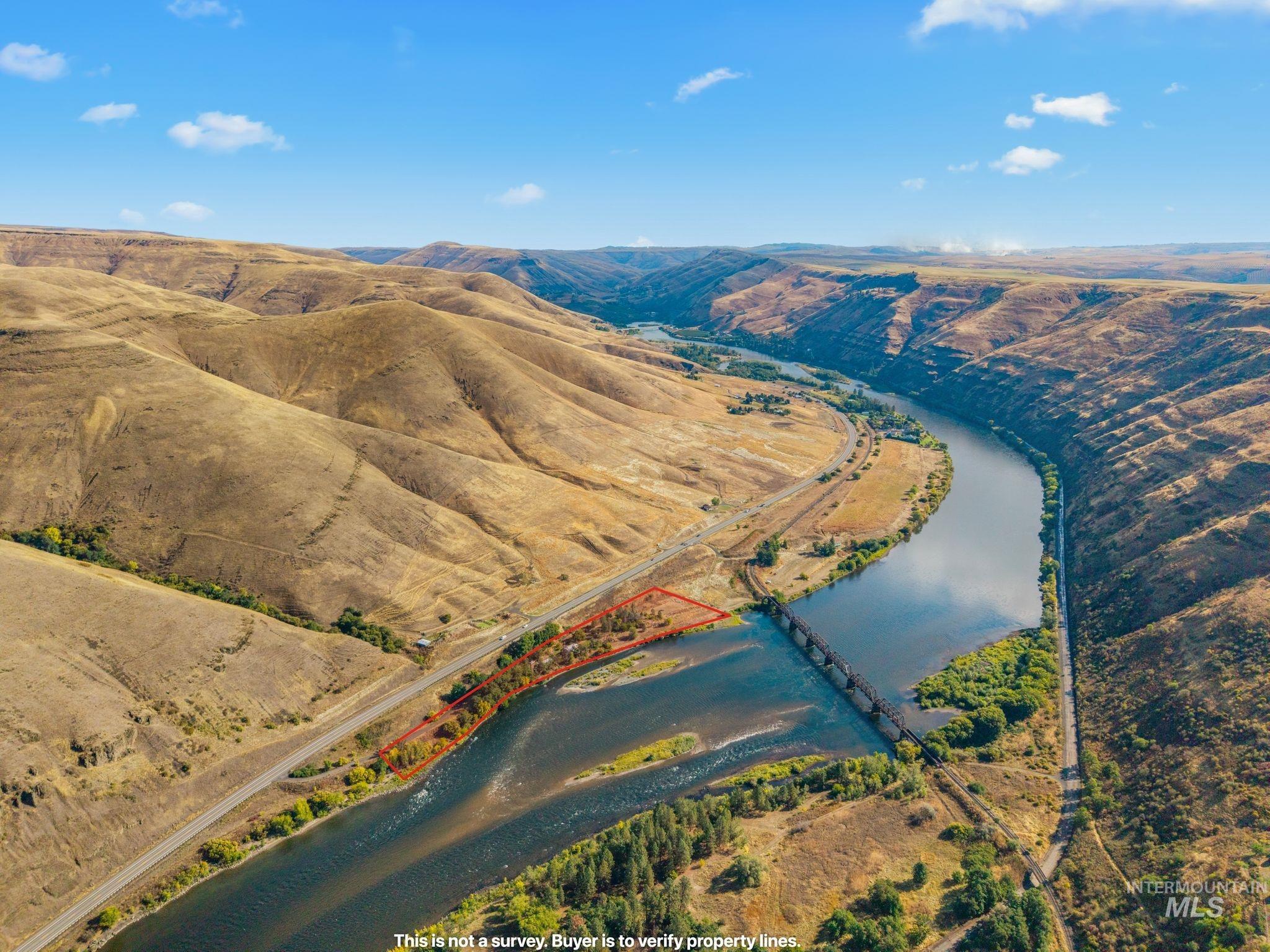 22116 Highway 12 Property Photo 1