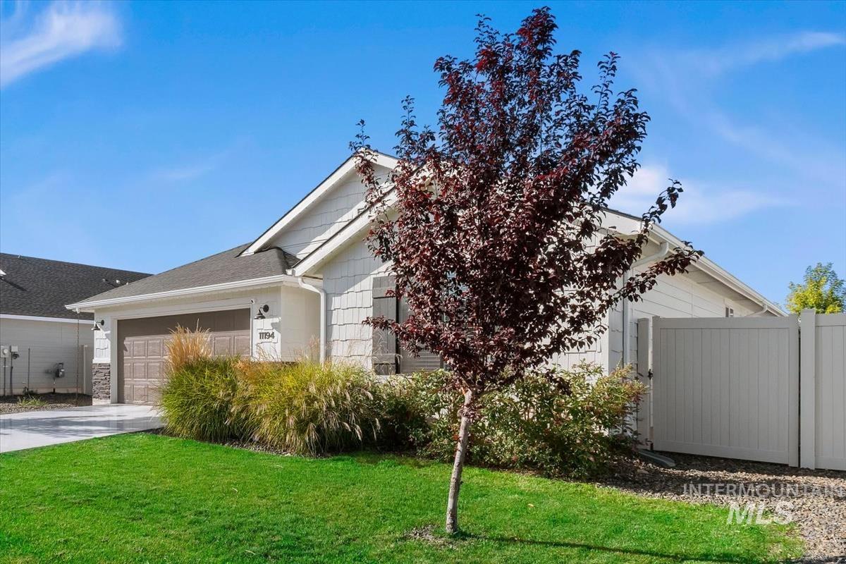 11194 Newton St Property Photo 42