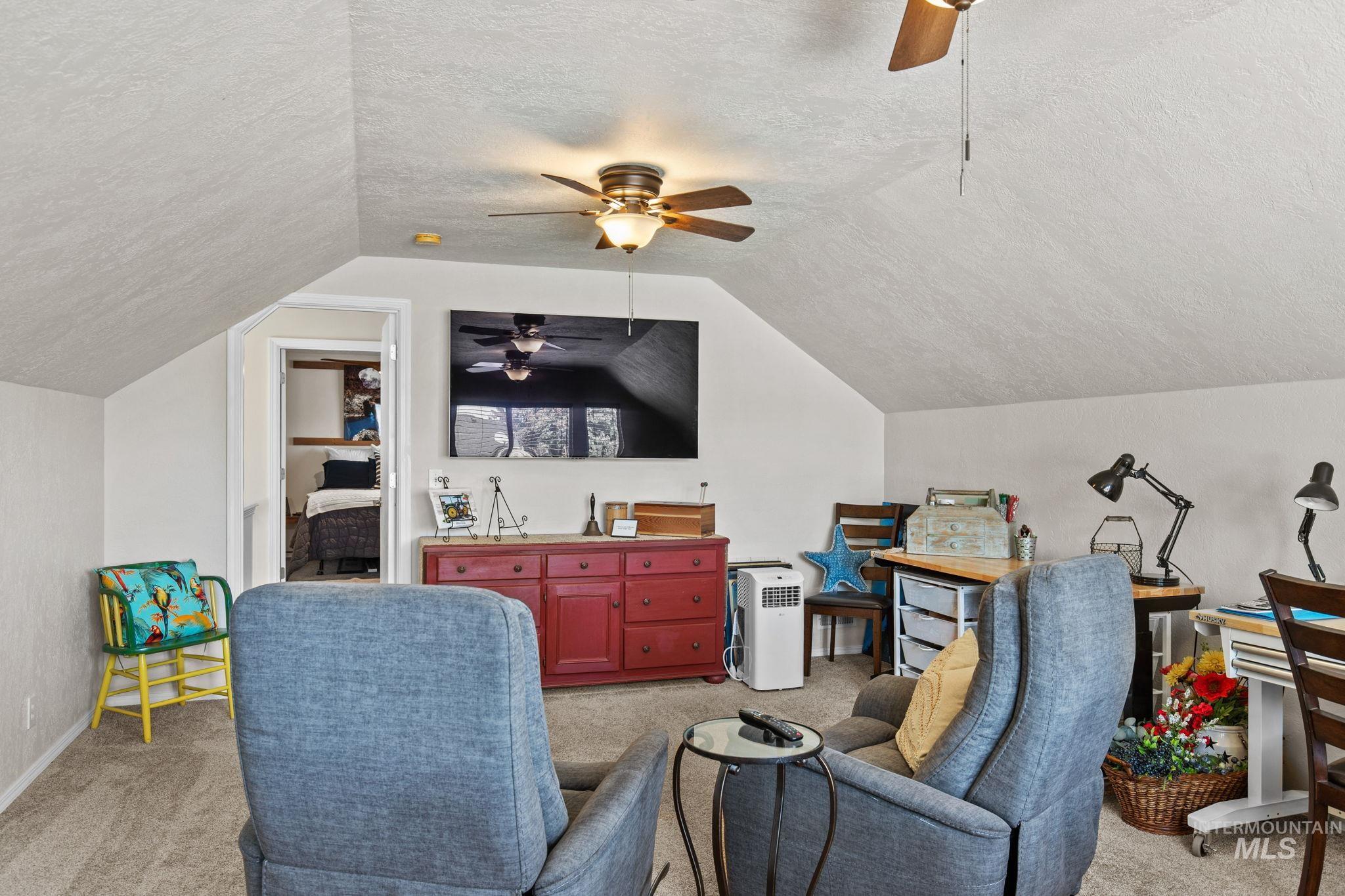 440 N Nebula Ave Property Photo 32