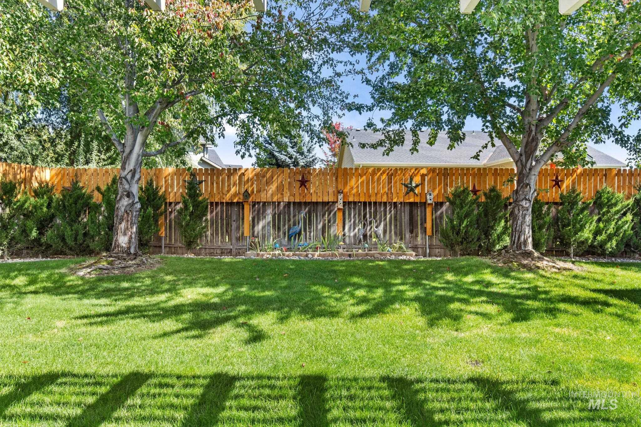 440 N Nebula Ave Property Photo 38