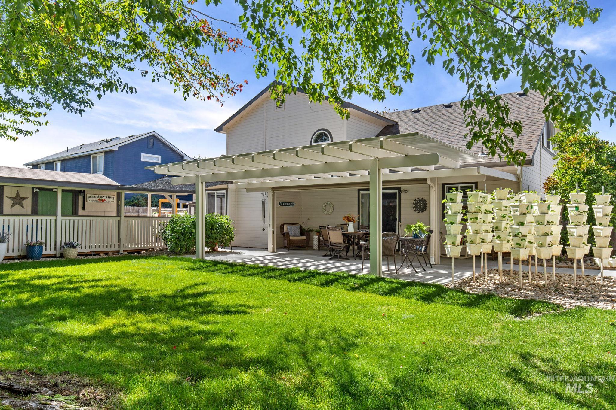 440 N Nebula Ave Property Photo 40