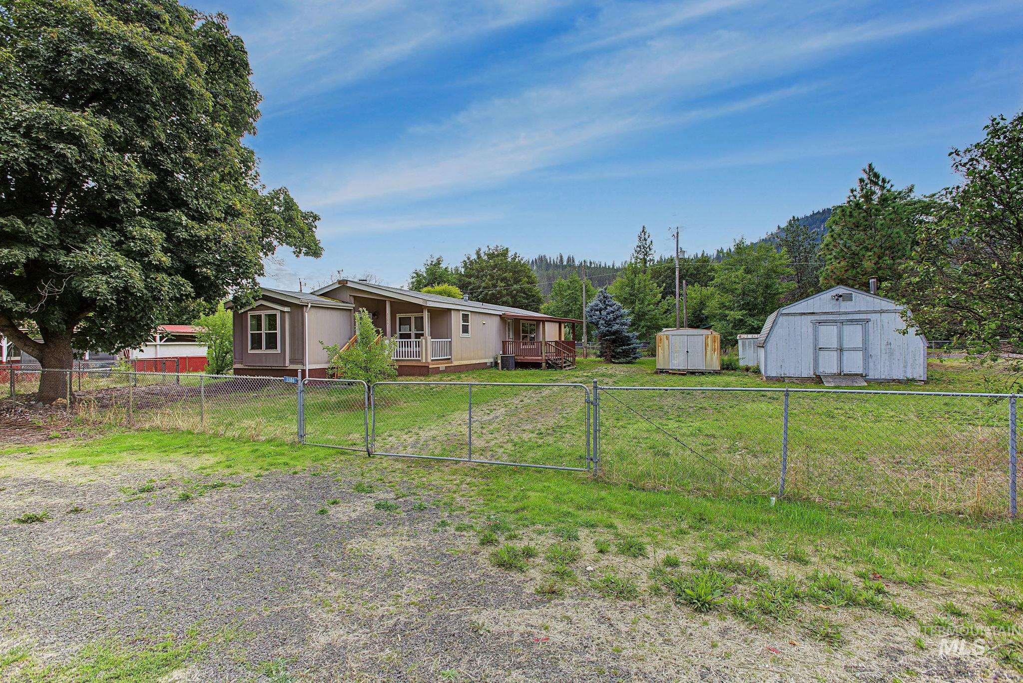 3386 Montana Street Property Photo 1