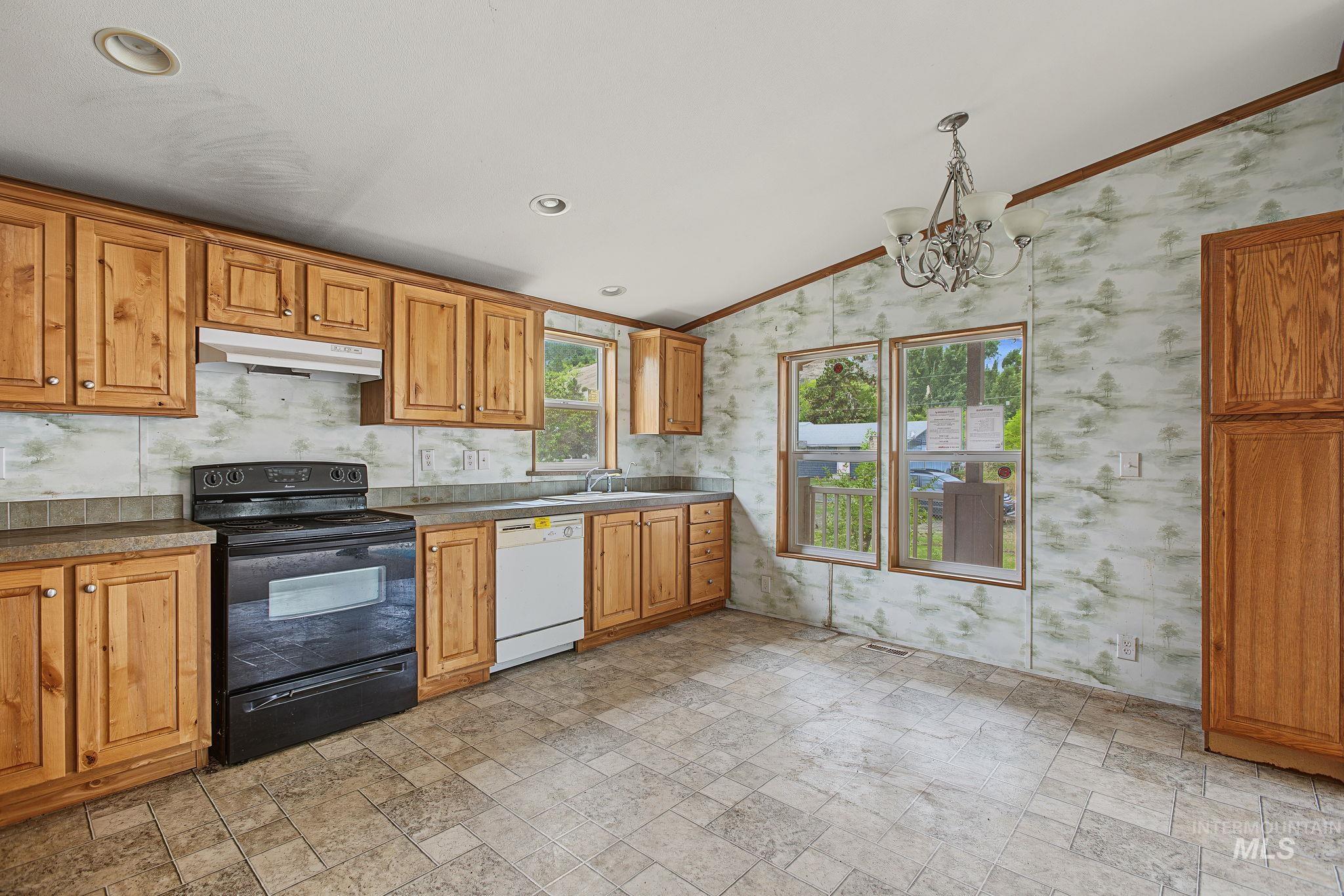3386 Montana Street Property Photo 10