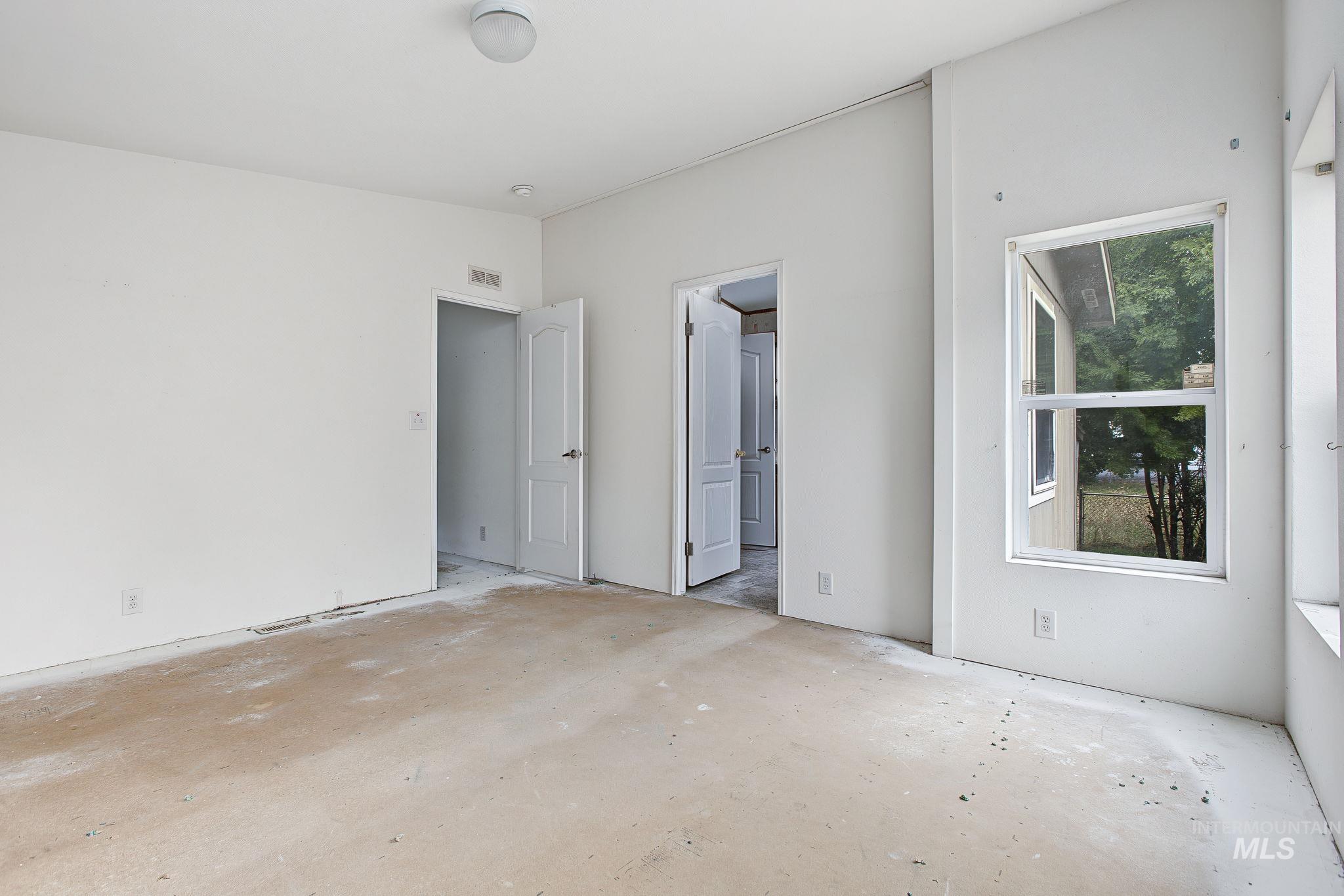 3386 Montana Street Property Photo 19