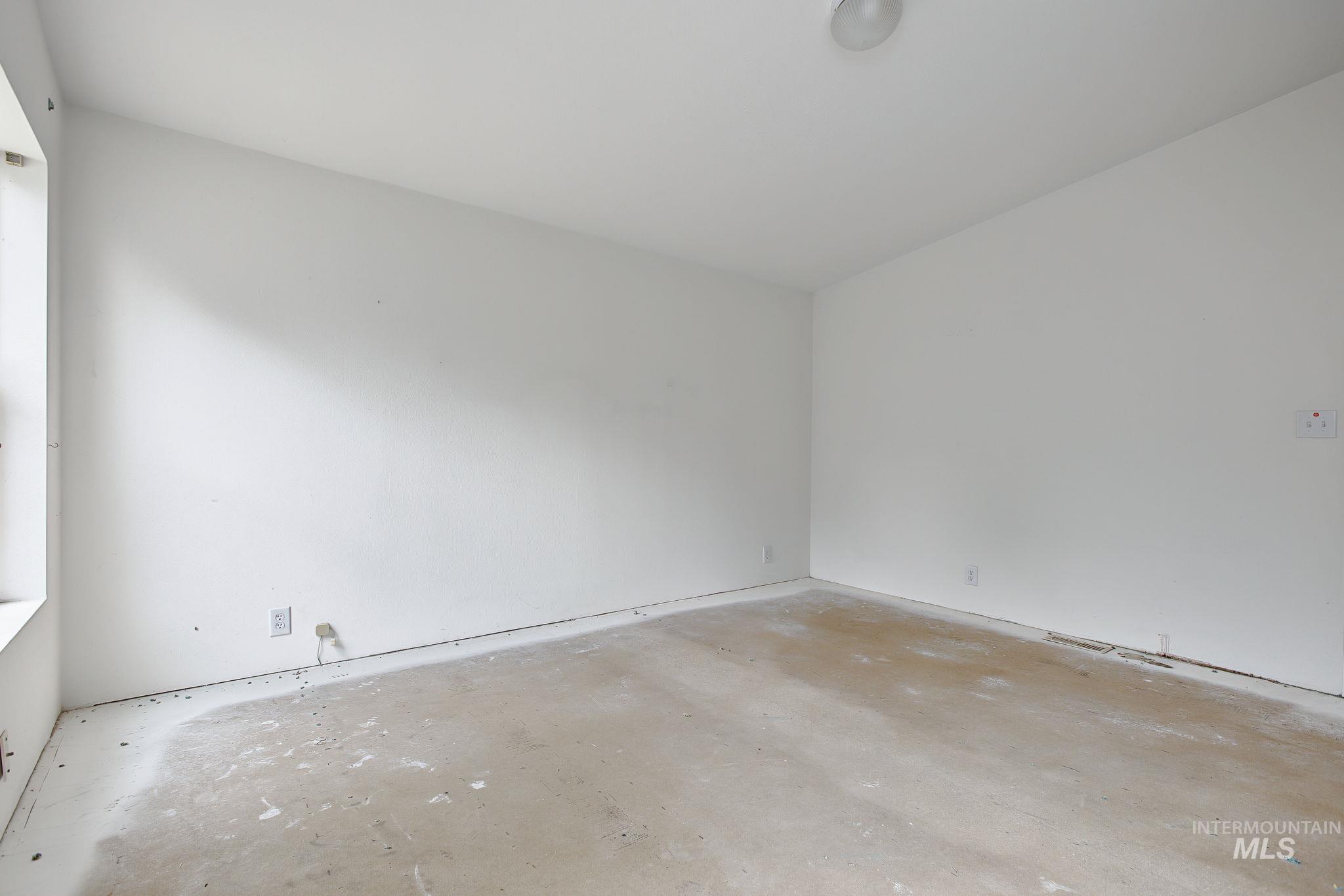 3386 Montana Street Property Photo 21