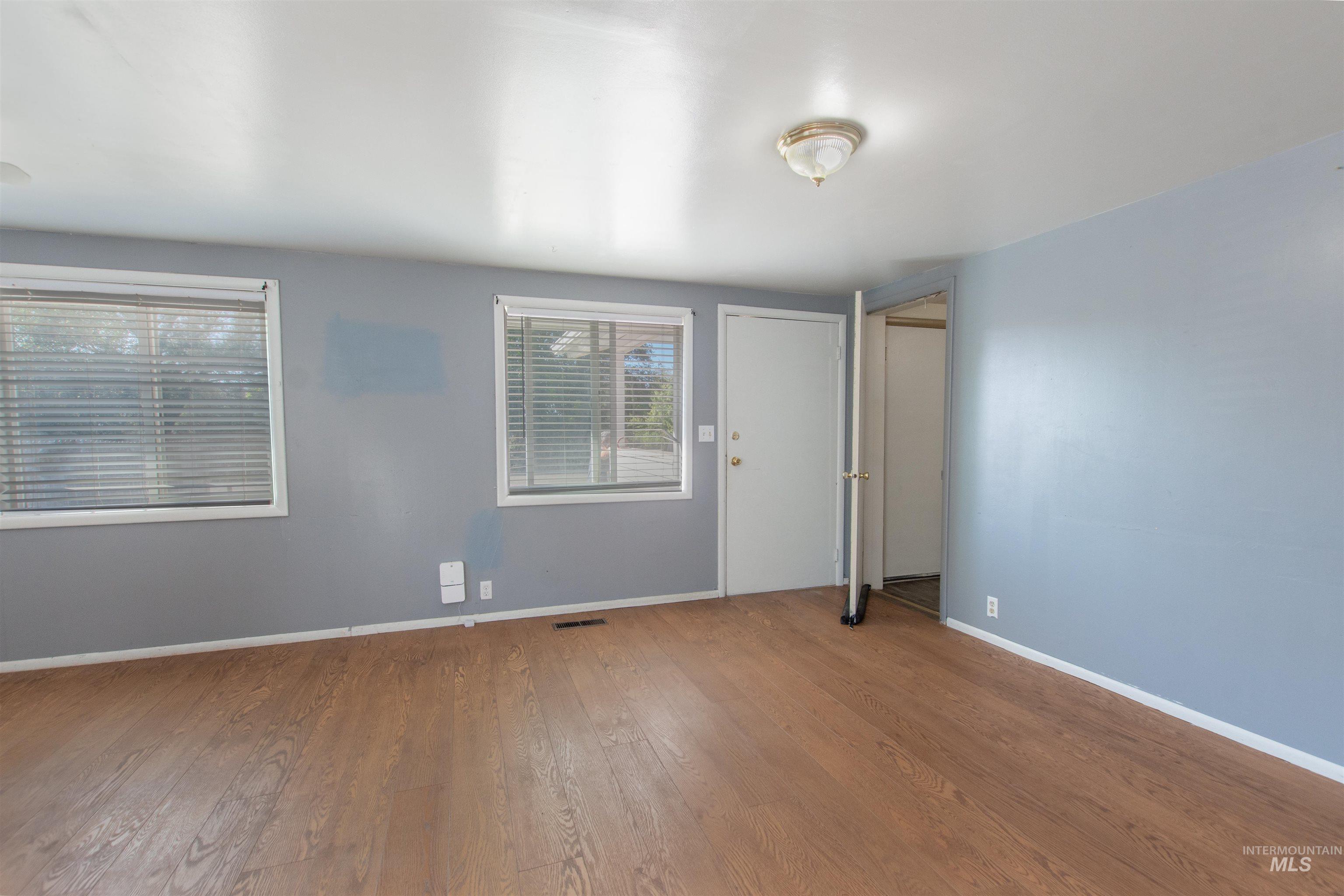 801 E Ball Avenue Property Photo 17