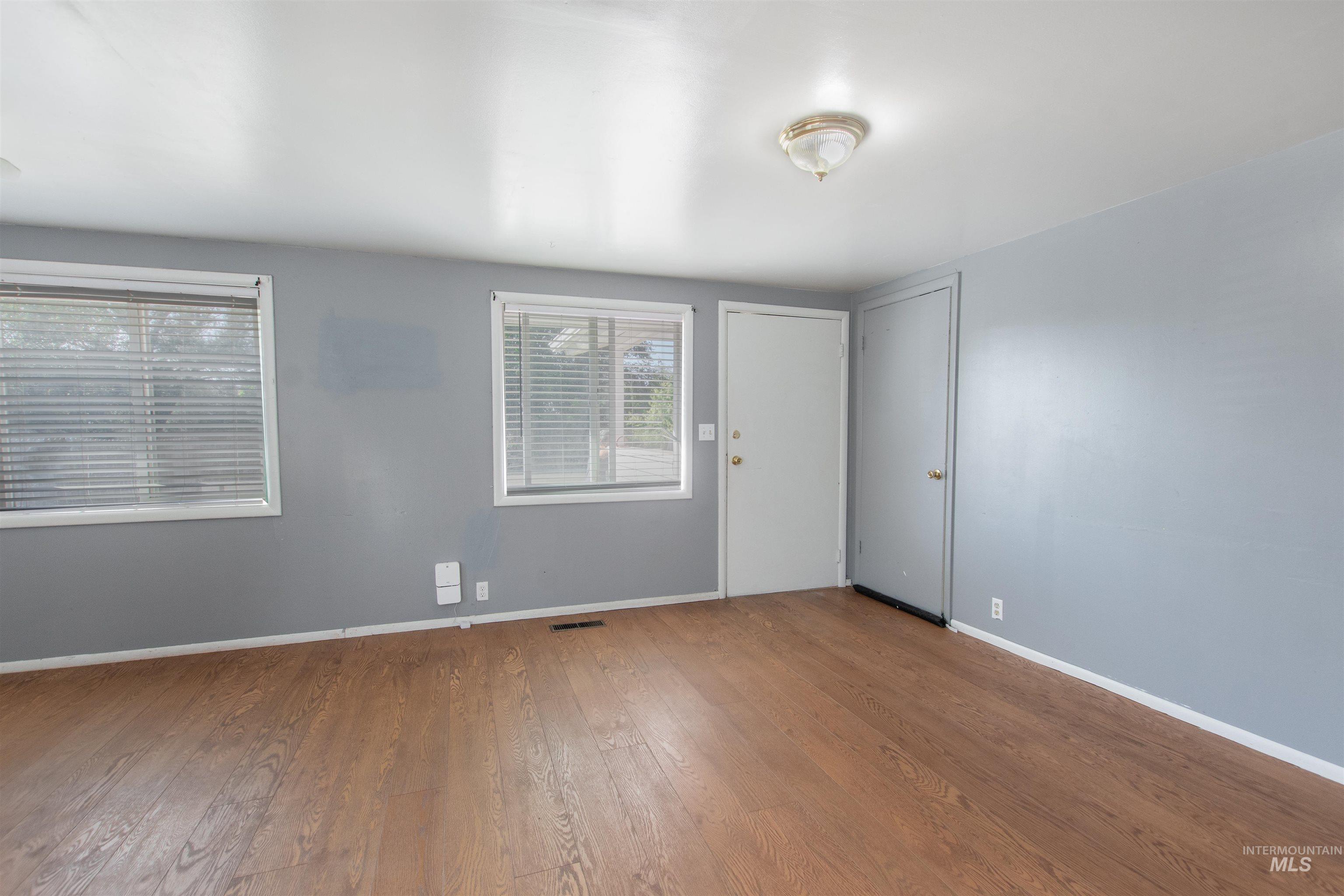 801 E Ball Avenue Property Photo 18