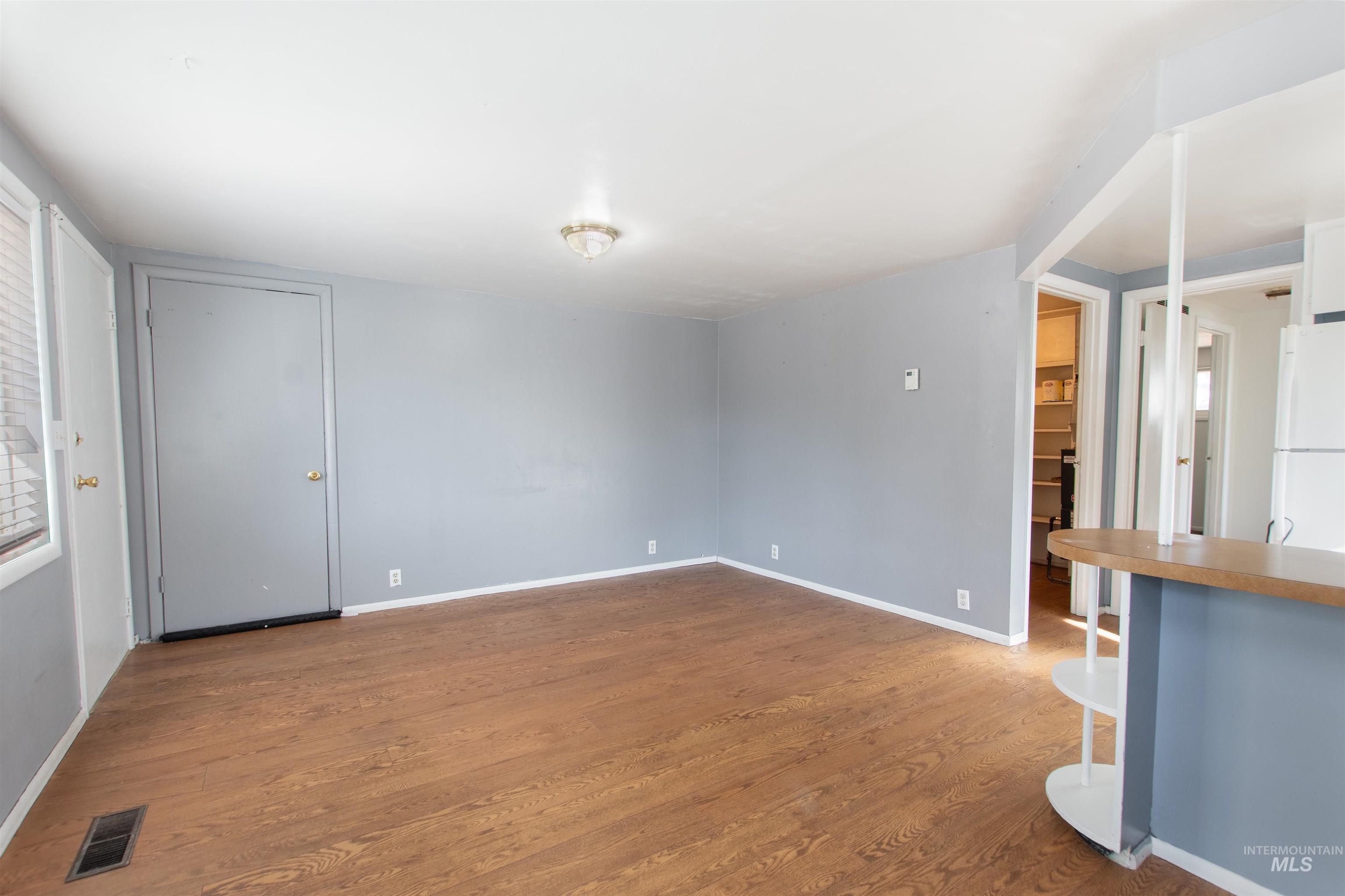 801 E Ball Avenue Property Photo 19