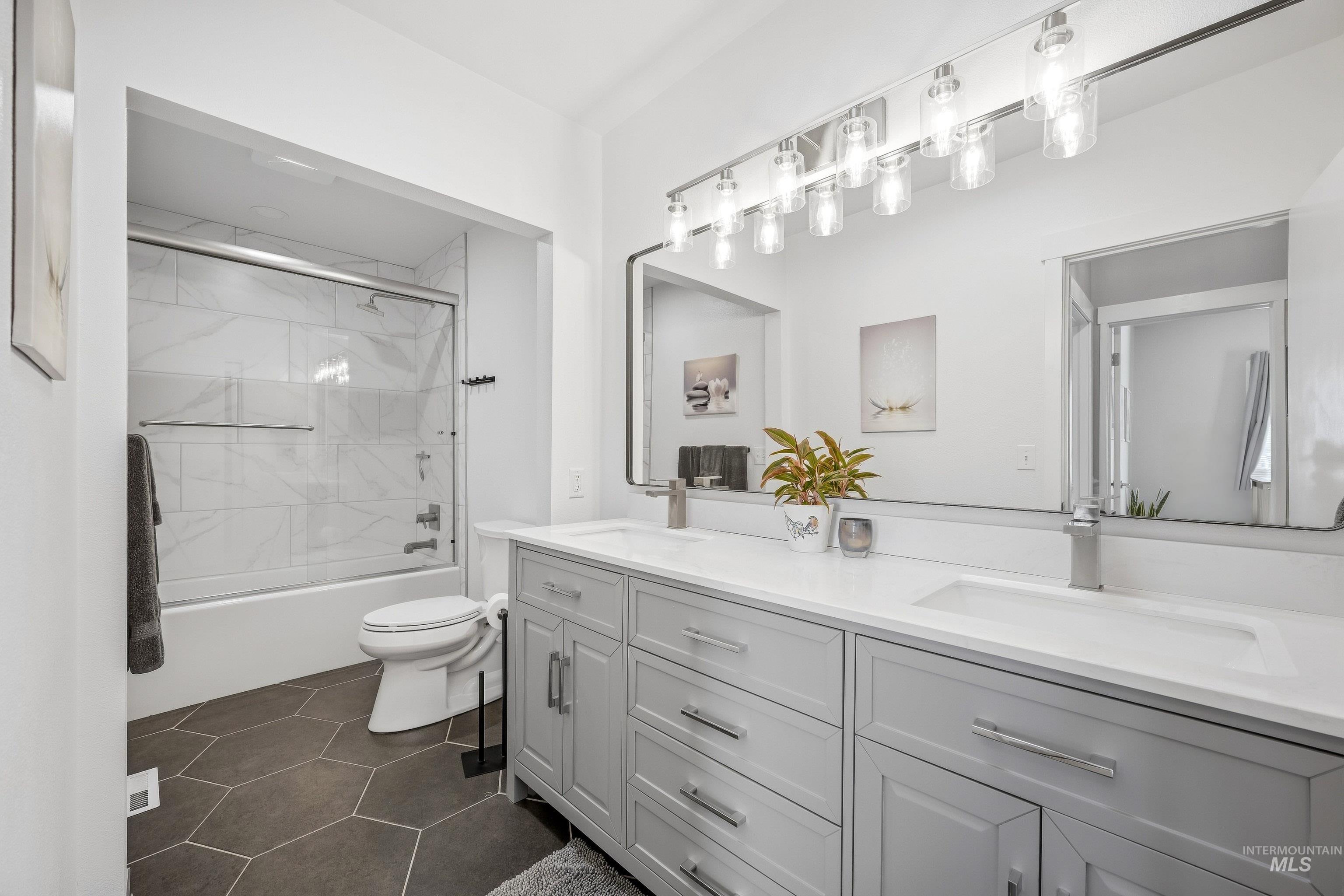 846 Nylarol Street Property Photo 20