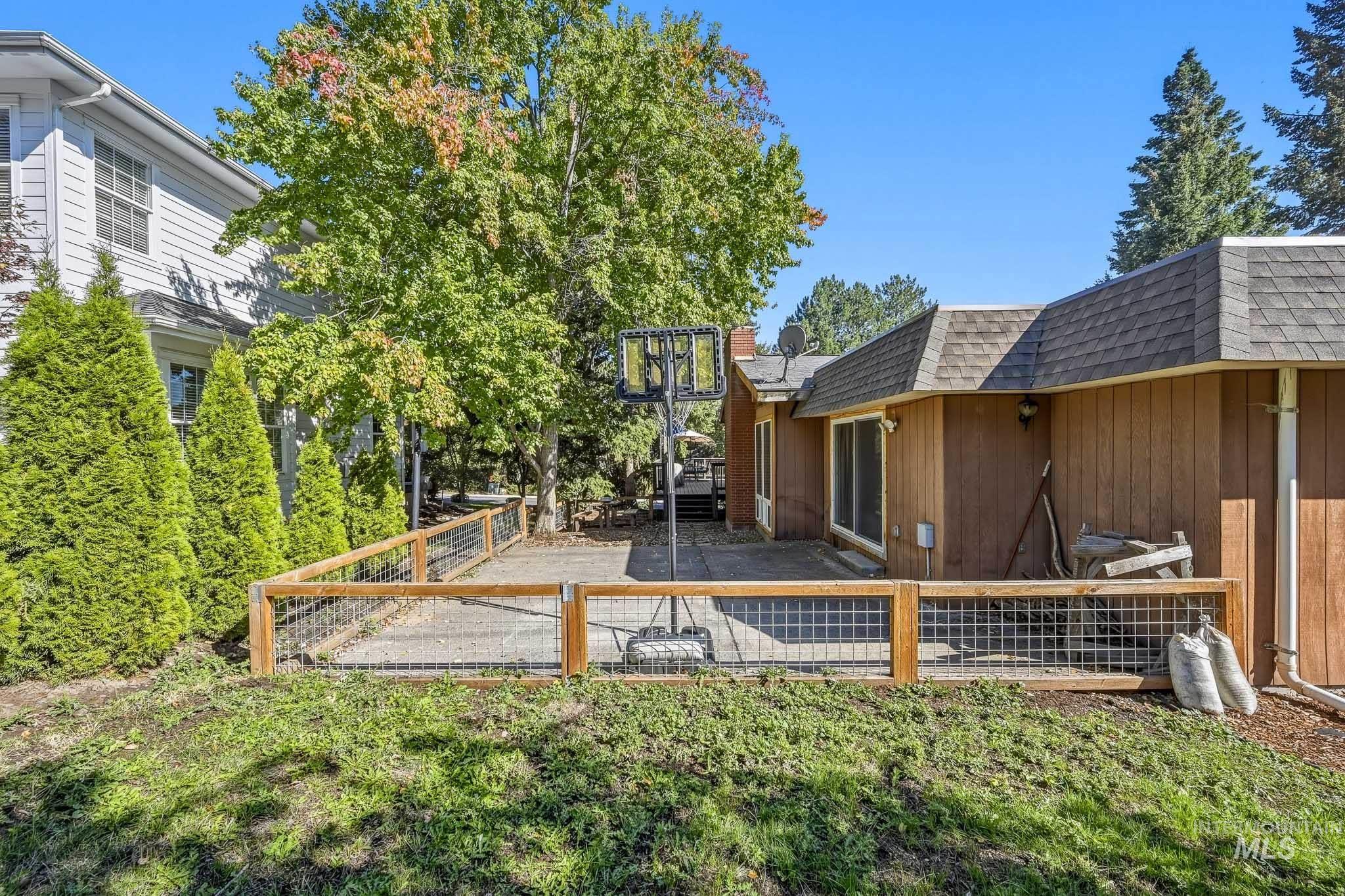 846 Nylarol Street Property Photo 30