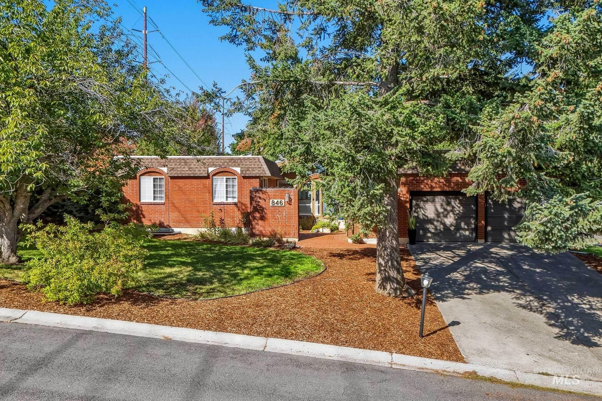 846 Nylarol Street Property Photo 38