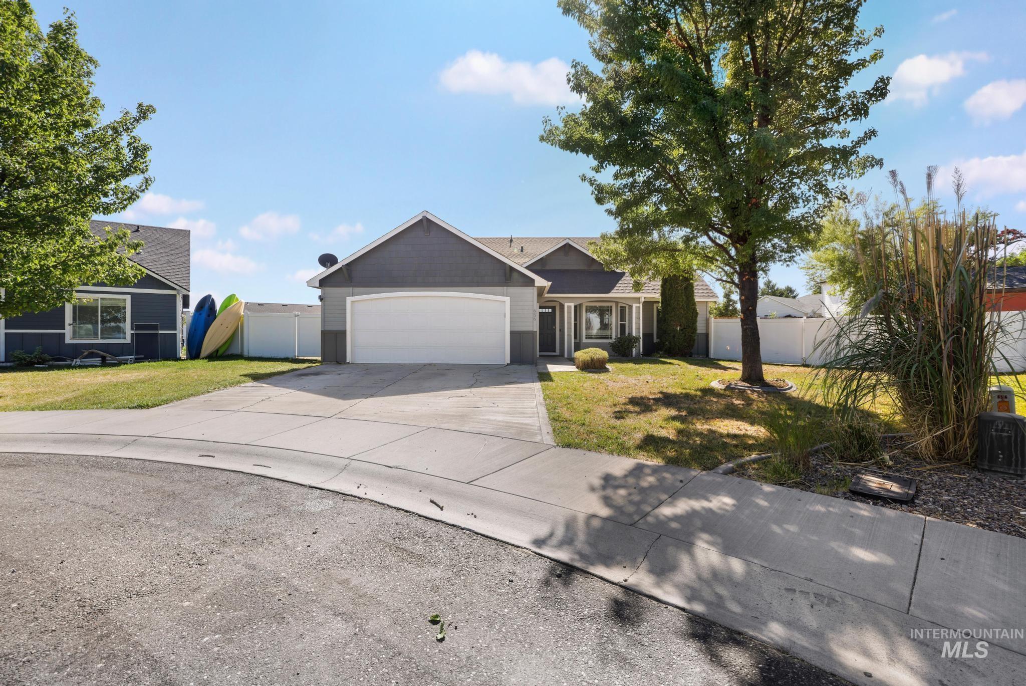 656 Braden Ct Property Photo 4