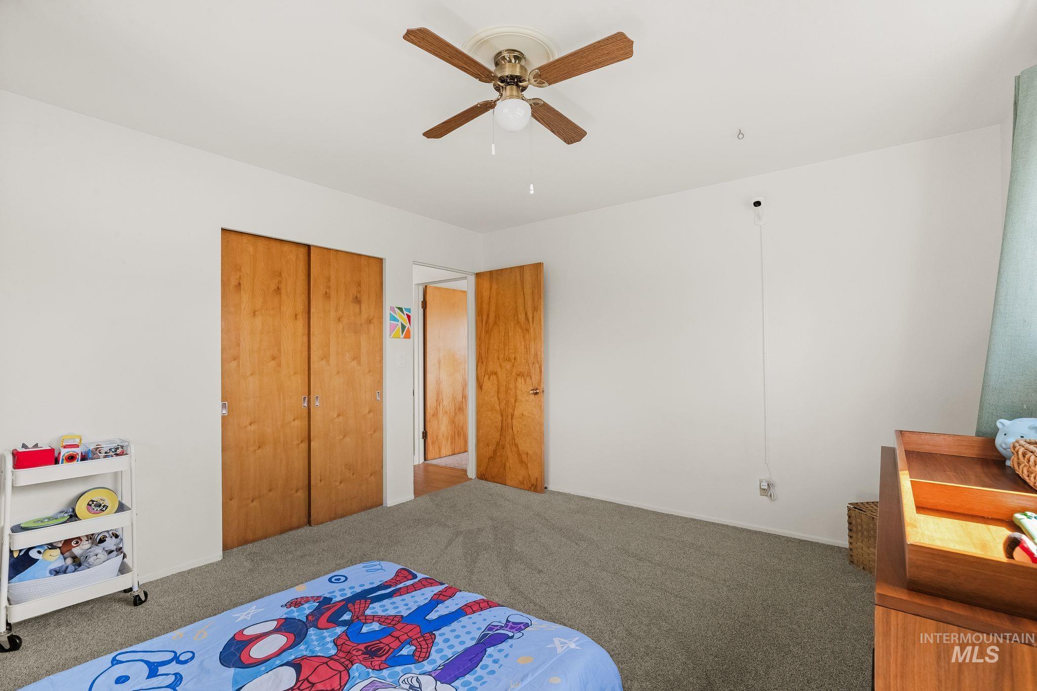 2621 Willow Dr. Property Photo 24