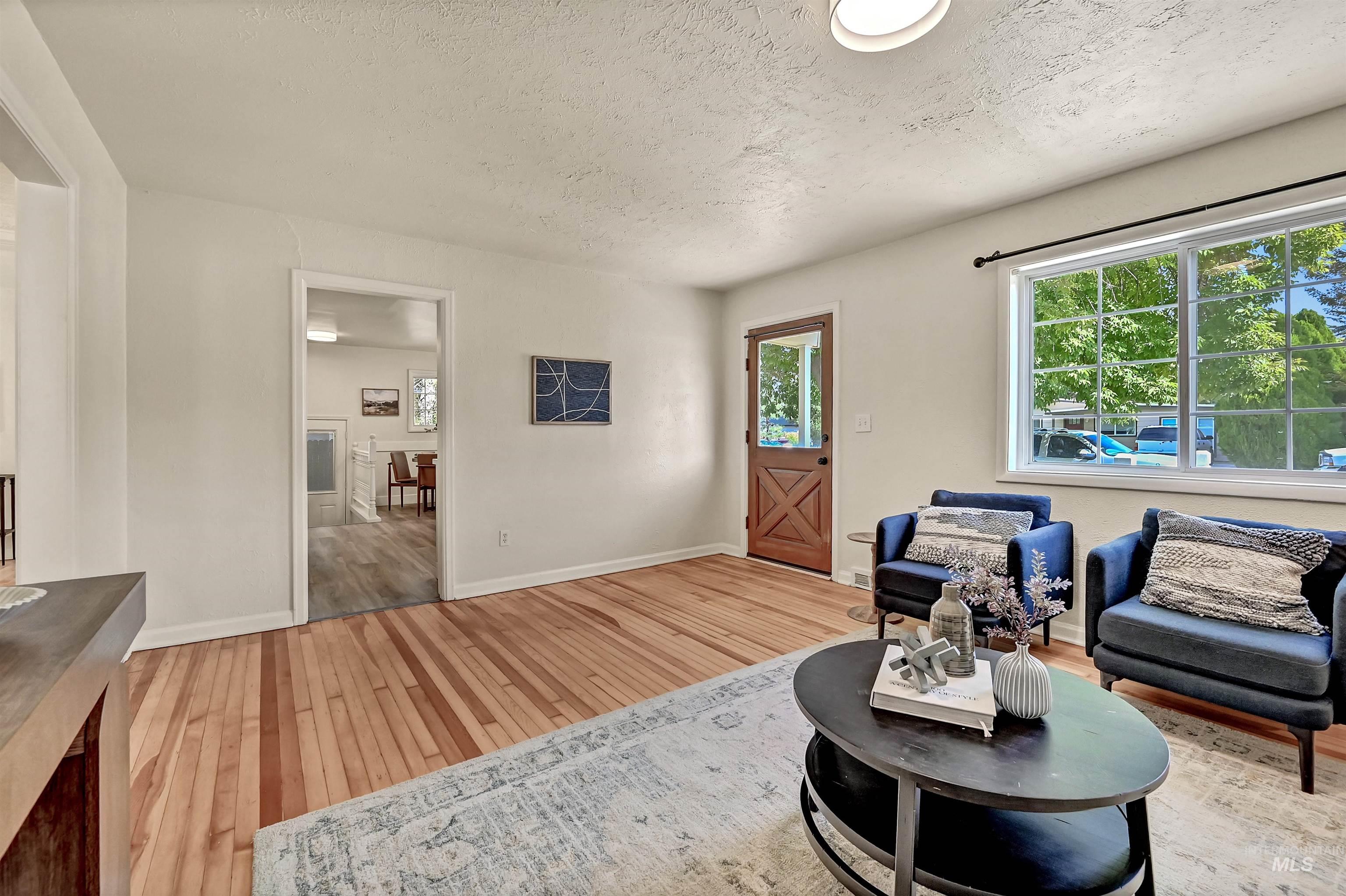 1717 S Euclid Ave Property Photo 6