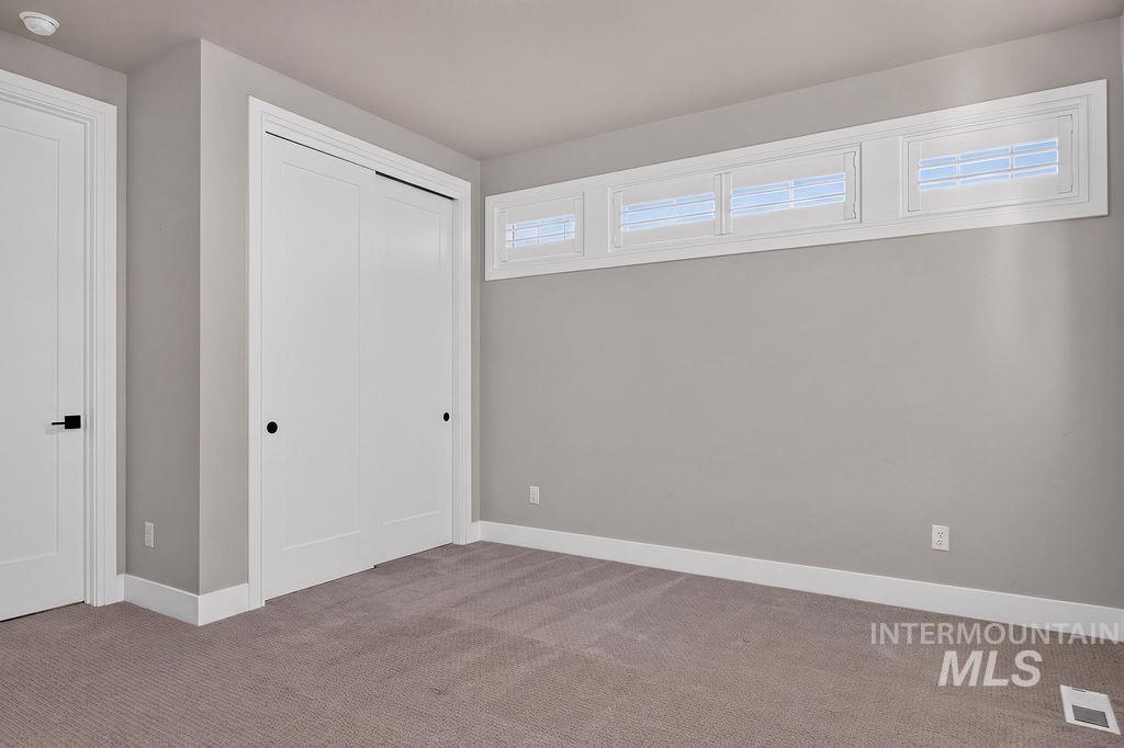 7520 E Kyle Dr Property Photo 31