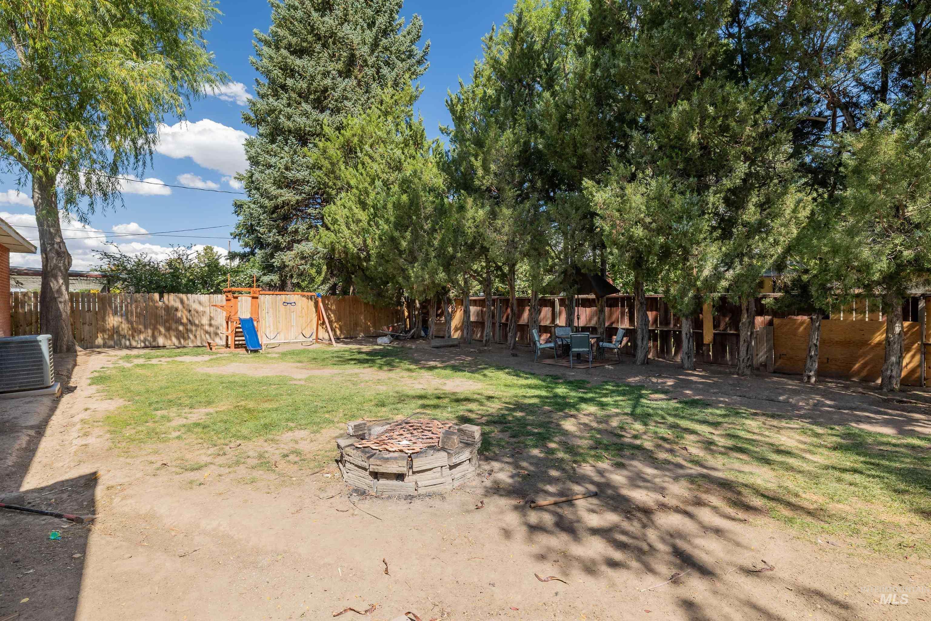 1422 N Fillmore Street Property Photo 22