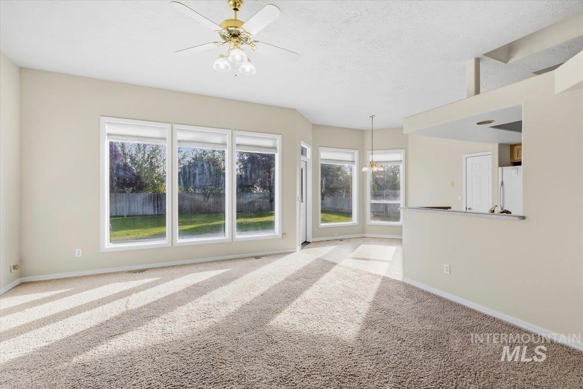 1404 Burnett Dr Property Photo 8