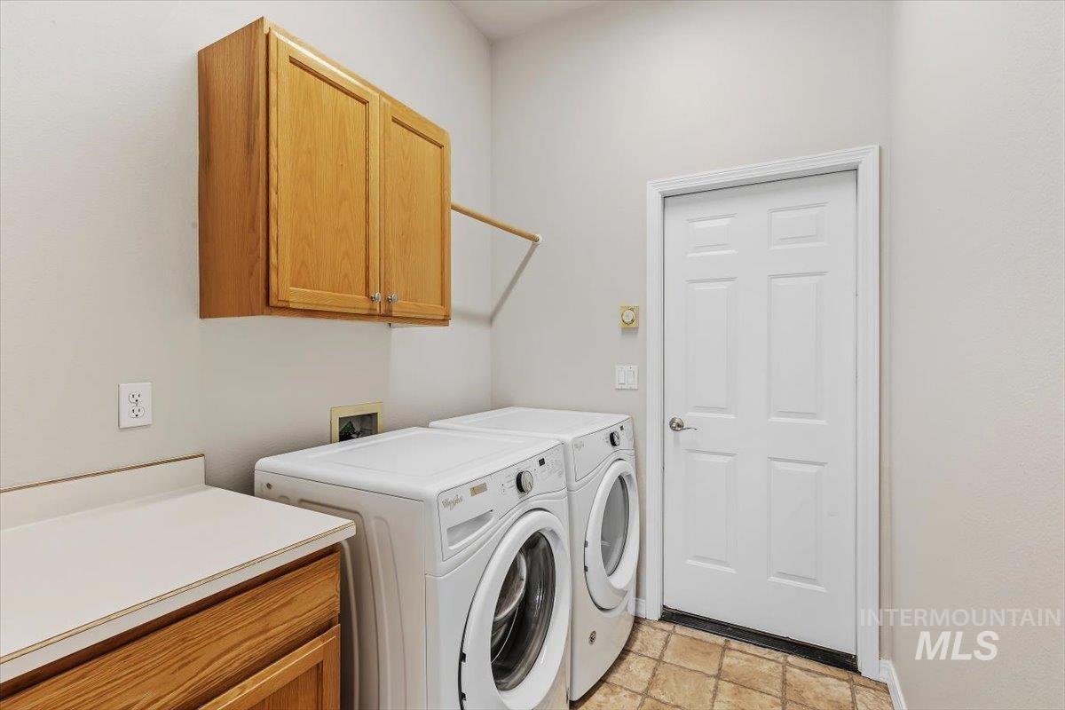1404 Burnett Dr Property Photo 25