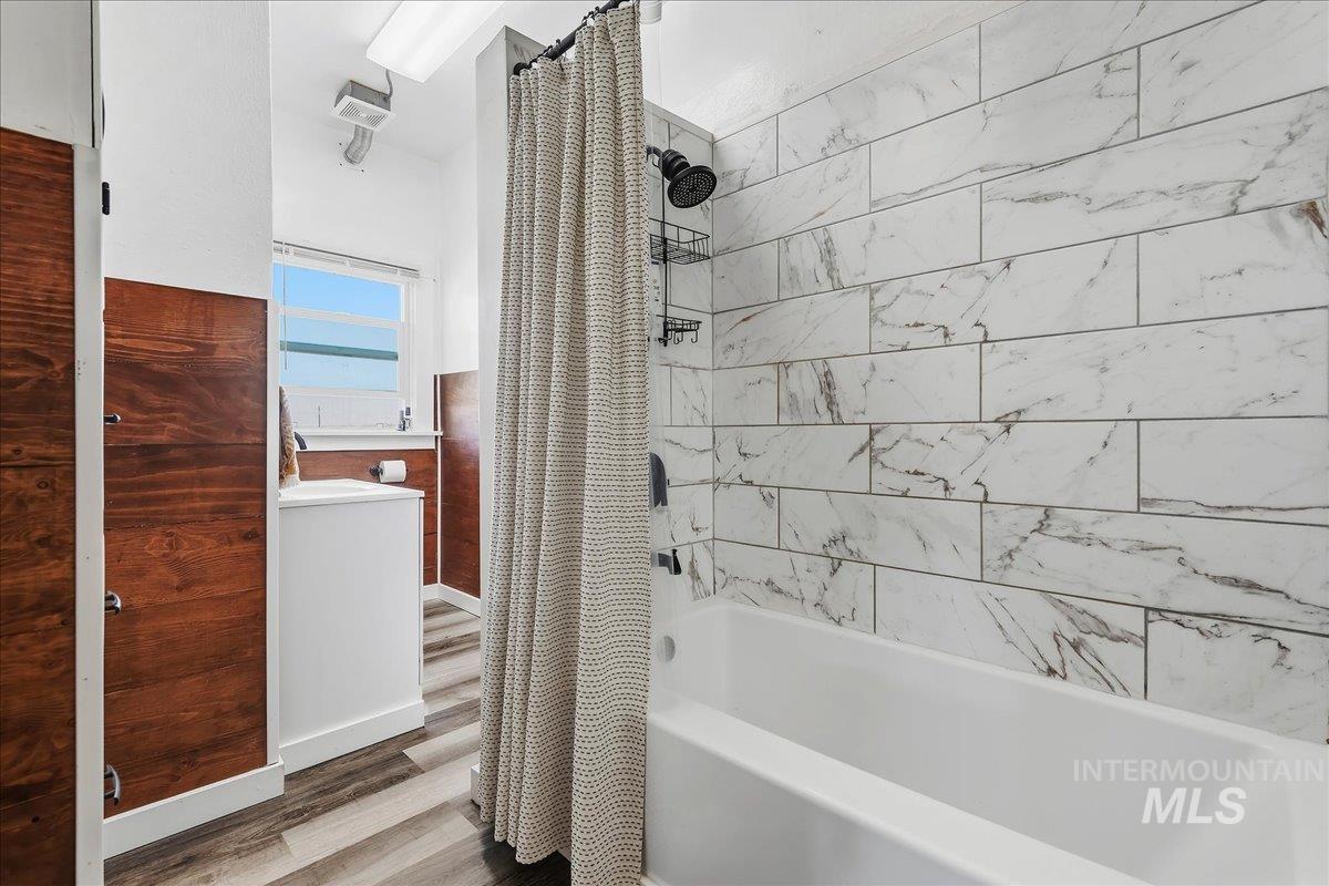 7425 Elmore Rd. Property Photo 13